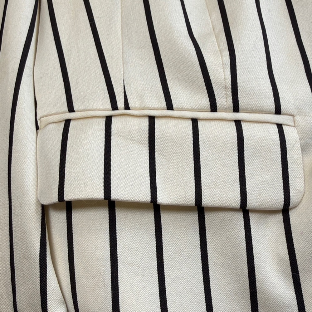 Lauren Ralph Lauren Ivory Pinstripe Blazer size 10 - Picture 9 of 12